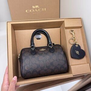 coach Boxed Mini Rowan Crossbody Bag And Mirror Bag Charm Set ccl59